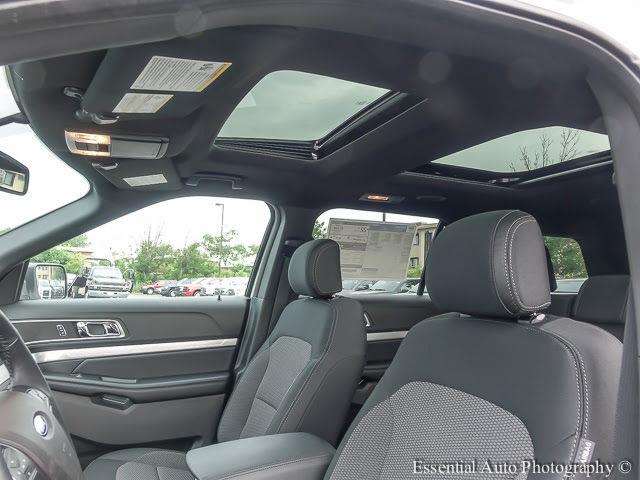 2017 Ford Explorer XLT 4dr SUV